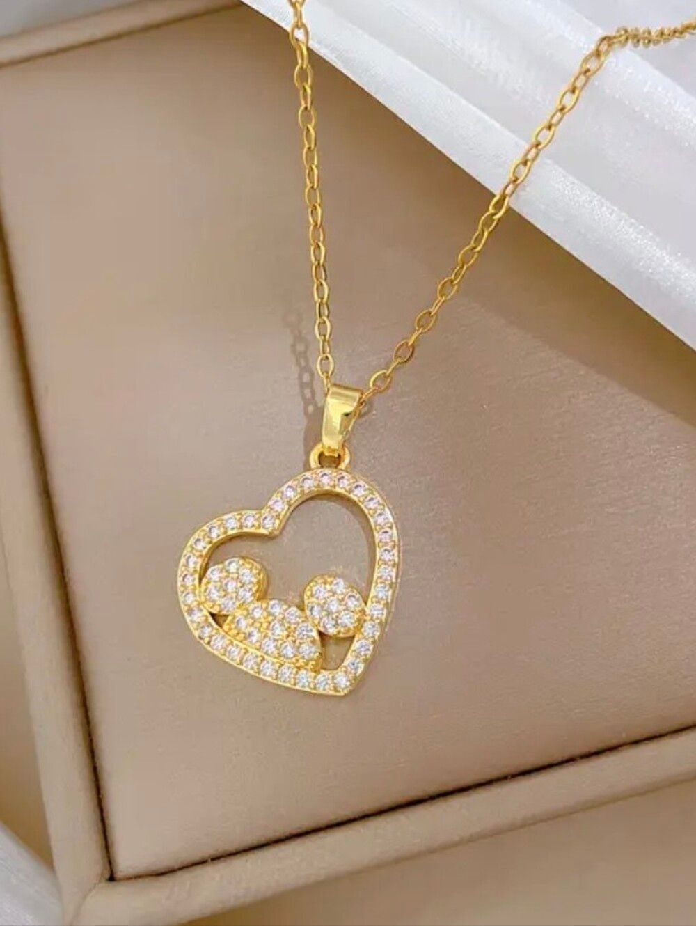 Mickey Mouse Gold Diamond Necklace - Picture 5 of 8